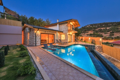 Villa Mirador Stone