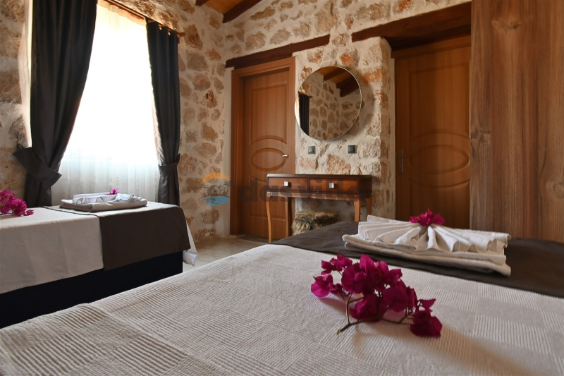 2. Schlafzimmer